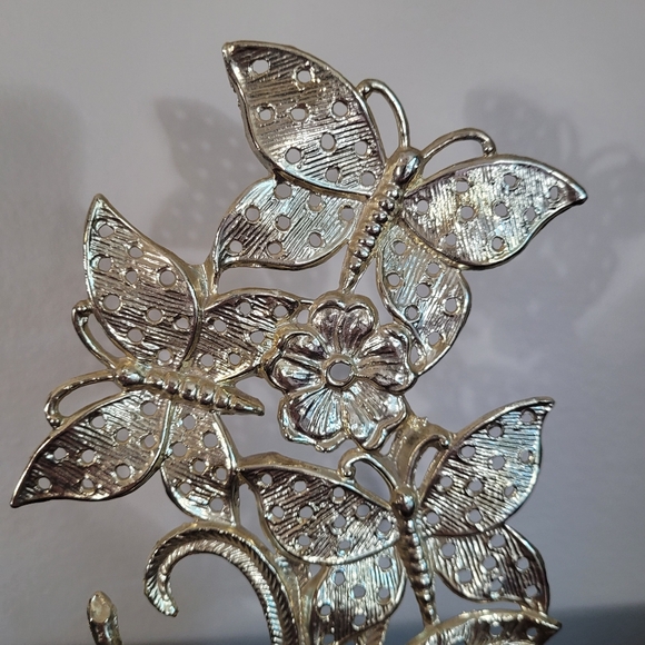 Vintage butterfly earring holder - Picture 6 of 13